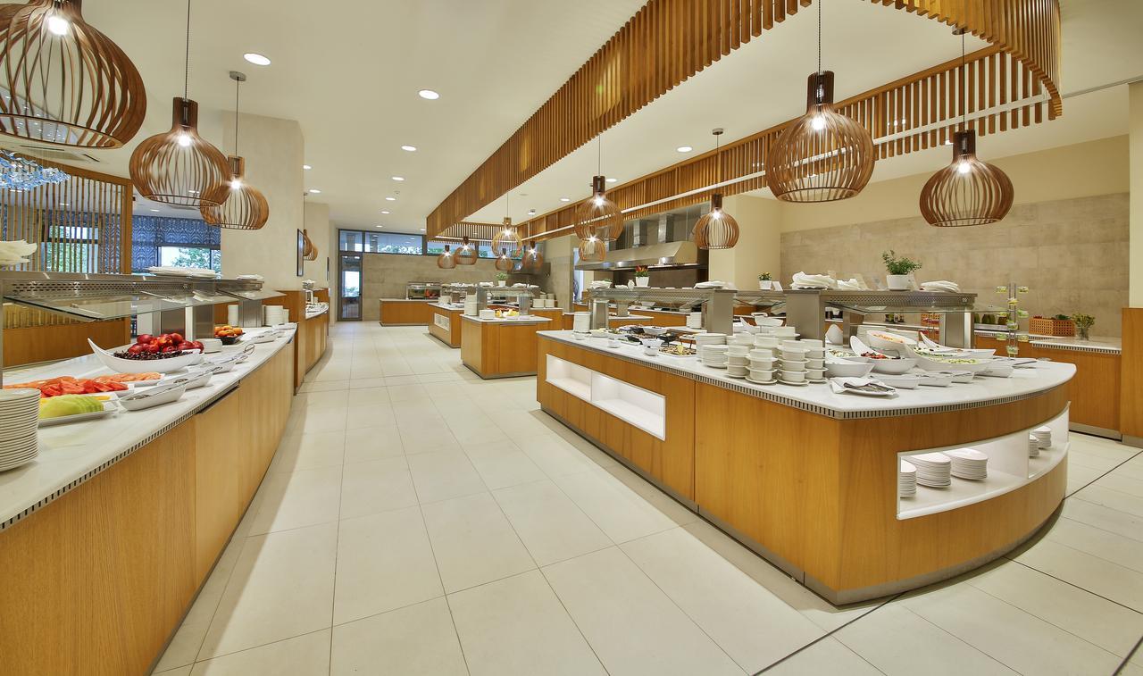 Maritim Hotel Paradise Blue Albena Bagian luar foto