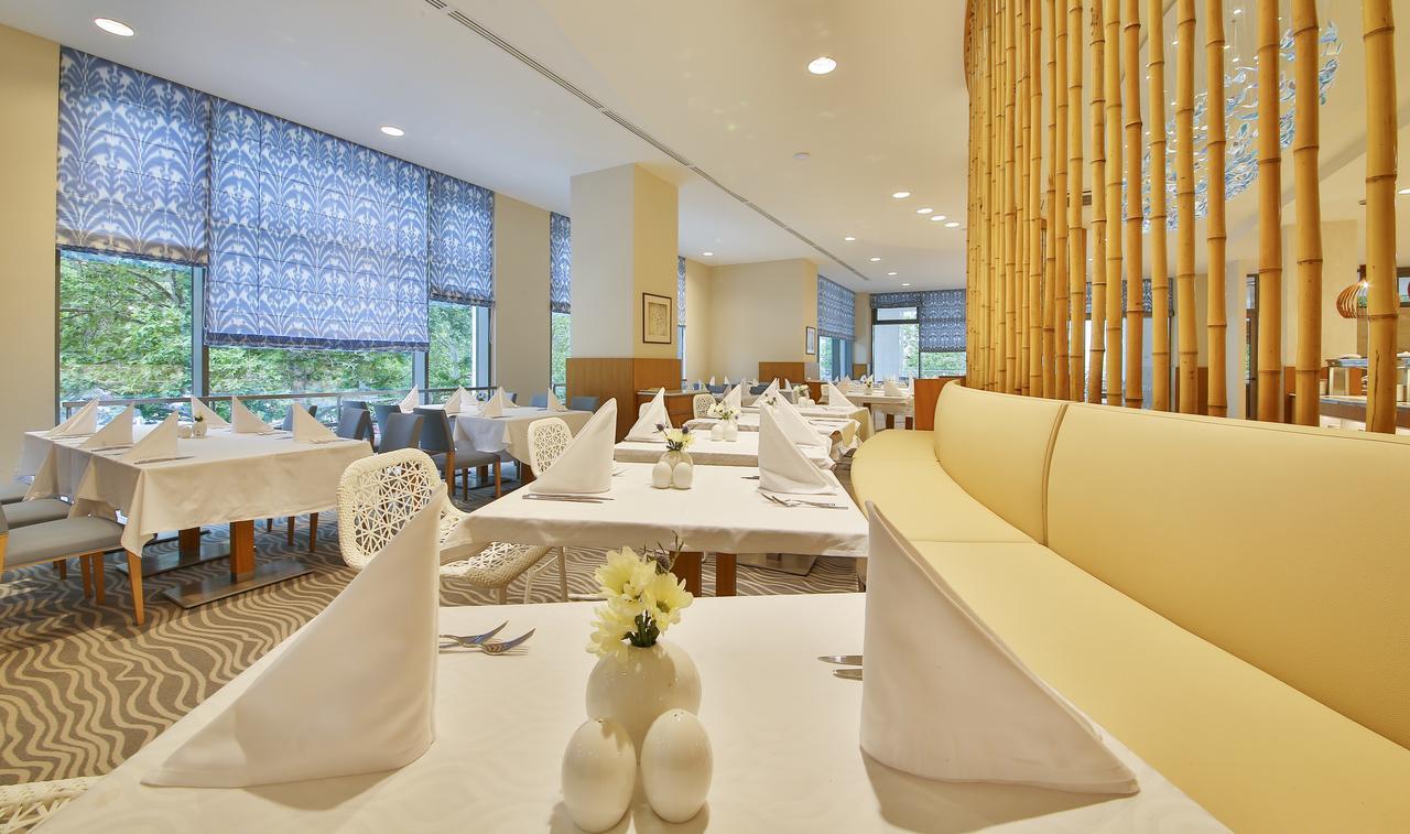Maritim Hotel Paradise Blue Albena Bagian luar foto