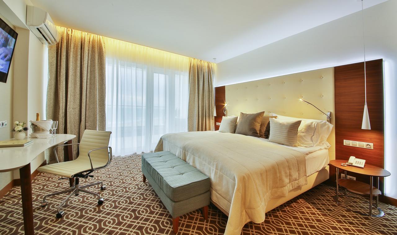 Maritim Hotel Paradise Blue Albena Bagian luar foto