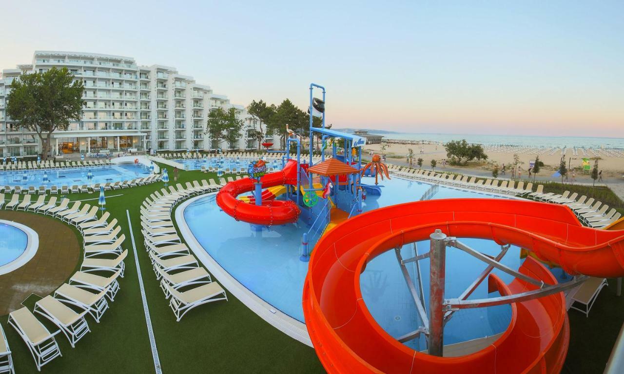 Maritim Hotel Paradise Blue Albena Bagian luar foto